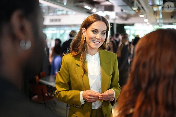 La princesse de Galles lors d'une visite du British Fashion Council aux 180 Studios dans le centre de Londres, où elle remettra le prix de la Reine Elizabeth II pour le design britannique. Date de la photo : mardi 13 mai 2025. ... La princesse de Galles remet le prix de la Reine Élisabeth II ... 13-05-2025 ... Londres ... UK ... Le crédit photo doit être lu comme suit : Aaron Chown/PA Wire. Numéro de référence unique : 80101415 ... Voir l'article de PA ROYAL Kate. Le crédit photo doit être lu comme suit : Aaron Chown/PA Wire : Aaron Chown/PA Wire