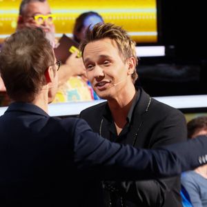 En revanche, Damien Thévenot voit bien Cyril Féraud prendre le relais dans "Fort Boyard".

Exclusif - Cyril Féraud remet la médaille de la blague la plus "pourrie" à Damien Thévenot - Enregistrement de l'émission "100% Logique", présentée par C.Féraud et diffusée le 11 novembre sur France 2
© Christophe Clovis / Bestimage