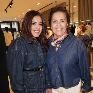 Exclusif - Inès Reg avec sa mère - Dédicace du livre "Mères Filles" à la boutique Apostrophe à Paris le 16 avril 2026. © Coadic Guirec/Bestimage