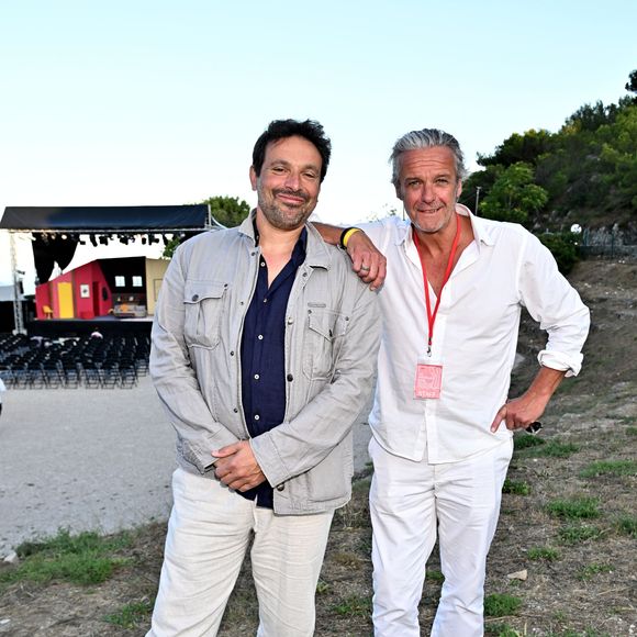 Bruno Salomone et David Brécourt durant la 2eme soirée de la 1ere édition du festival Les Théâtrales d'Eze en plein air à l'oppidum du Col d'Eze avec la pièce "Un conseil d'ami", le 6 août 2023.
 © Bruno Bebert / Bestimage