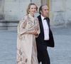 Parallèlement, le couple qu’il forme avec Delphine Arnault a aussi investi dans un vaste domaine de neuf hectares au Cap Ferret. 

Xavier Niel et sa compagne Delphine Arnault - Dîner d'Etat au château de Versailles en l'honneur de la visite officielle du roi et de la reine d'Angleterre en France (20 - 22 septembre 2023), le 20 septembre 2023. 150 invités triés sur le volet ont été conviés à cette occasion.
© Jacovides-Moreau / Bestimage