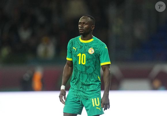 Sa société a racheté l'hôtel particulier des Méloizes pour le transformer en complexe hôtelier de luxe.

Le 14 janvier 2026 : Sadio Mane du Sénégal regarde pendant un match de la Coupe d'Afrique des Nations 2025, Sénégal contre Egypte, au stade de Tanger, Tanger, Maroc.
Imago/PsnewZ/Bestimage