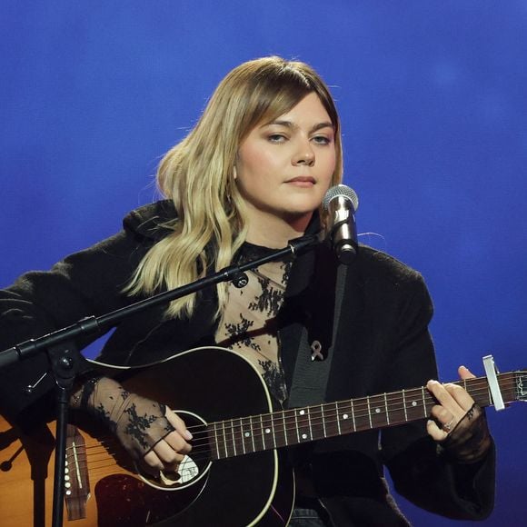 Son "Solo Tour" n'a pas bien démarré

Louane lors de l'enregistrement de l'émission "Nos voix pour toutes" au profit de la Fondation des femmes à l'Adidas Arena diffusée sur TMC le 25 novembre 2025, à Paris, France, le 19 novembre 2025. © Guirec-Moreau/Bestimage