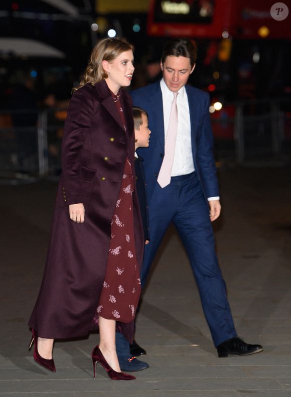 La princesse Beatrice d’York enceinte et son mari Edoardo Mapelli Mozzi - La famille royale d'Angleterre assiste à la messe "Together At Christmas Carol" à l'abbaye de Westminster à Londres, Royaume-Uni le 6 Décembre, 2024