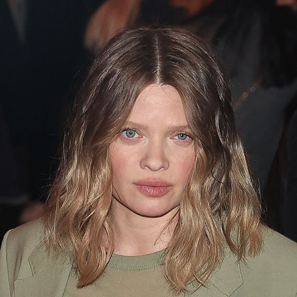 Melanie Thierry est arrivée au défilé AMI - Alexandre Mattiussi Menswear Fall/Winter 2024-2025 dans le cadre de la semaine de la mode de Paris le 18 janvier 2024 à Paris, France. Photo par Nasser Berzane/ABACAPRESS.COM