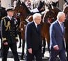 Il aurait pu aller voir son père mais les deux hommes ne se sont pas croisés
Le roi Charles III d'Angleterre et Camilla Parker Bowles, reine consort d'Angleterre, accueillis par Sergio Mattarella, le président italien, à leur arrivée au palais du Quirinal à Rome, le 7 avril 2025.
© Zuma Press / Bestimage