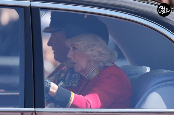 Le roi Charles III d'Angleterre et Camilla Parker Bowles, reine consort d'Angleterre - Des membres de la famille royale assistent à la parade « Trooping the Colour » au palais de Buckingham, à Londres, au Royaume-Uni, le 13 juin 2026.

© Julien Burton / Bestimage