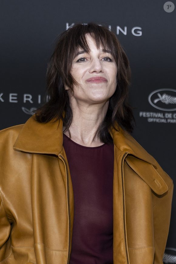 Le Dr Jonathan Bouhassira rappelle que cette chirurgie, classée 4e à l'échelle mondiale, peut répondre à un besoin aussi bien esthétique que fonctionnel.

Photocall Kering Women in Motion Talk avec Charlotte Gainsbourg à l'hôtel Majestic lors du 78ème Festival International du Film de Cannes le 17 mai 2025.

© Olivier Borde / Bestimage