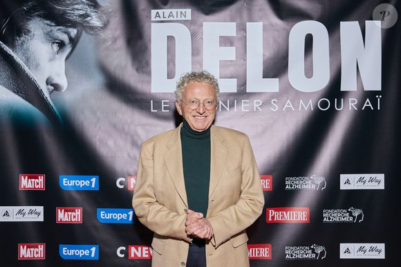 Exclusif - Nelson Monfort au photocall de la soirée Ciné-concert symphonique "Alain Delon, le dernier Samouraï" au Palais des congrès à Paris le 8 novembre 2024 le jour de son anniversaire.

© Jacovides / Moreau / Bestimage