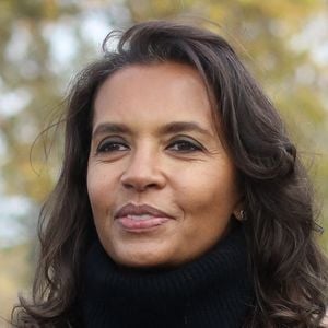 Si d'ordinaire, elle se garde bien de parler de sa vie sentimentale, Karine Le Marchand a évoqué une de ses relations passées dans "Les Grosses Têtes" sur RTL,

Karine Le Marchand lors d'une marche contre l'antisémitisme à Paris © Stéphane Lemouton / Bestimage