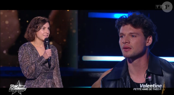 Théo P. soutenu par sa petite amie dans la Star Academy