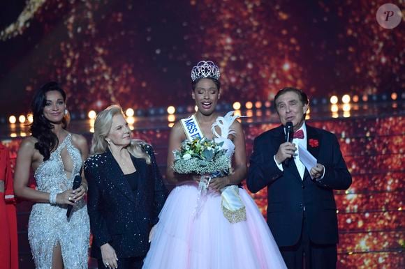 Miss France 2025, sur TF1           Crédits : Pierre Billard/sipa press via Bestimage