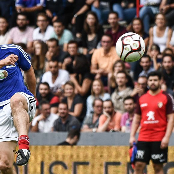 Bixente Lizarazu - Les champions du monde de 98 ont défié les rugbymen du Stade toulousain lors d'une rencontre caritative pour l’association de Pascal Olmeta "Un sourire, un espoir pour la vie" sur la pelouse du stade Ernest Wallon à Toulouse, France, le 10 juillet 2017. © Agence/Bestimage