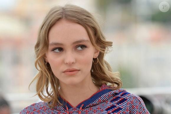 69eme edition du Festival de Cannes le 13/05/2016 : photocall du film "la Danseuse" avec l'actrice Lily-Rose Depp, fille de Johnny Depp et de Vanessa Paradis - Photo by Depoilly/ANDBZ/ABACAPRESS.COM - cine ; photocall ; photo call ; people ; Lily-Rose Depp ; Acteur ; Actrice ; Art Culture Spectacle ; Cinema ; Comedien ; Comedienne ; Festival ; Festival de Cannes ; Manifestation culturelle ; People ; Personnalite people ; Portrait ; Prise de vue ; Europe ; France ; Alpes Maritimes 06 ; Cannes ; PACA ; Provence Alpes Cote d'Azur