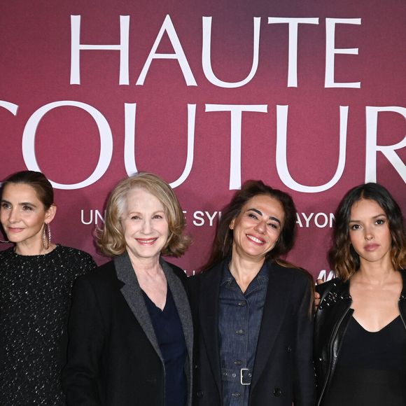 Soumaye Bocoum, Clotilde Courau, Nathalie Baye, Sylvie Ohayon, Lyna Khoudri et Romain Brau - Avant première du film "Haute couture" au cinéma UGC Cité Ciné Les Halles à Paris le 2 novembre 2021. © Coadic Guirec/Bestimage