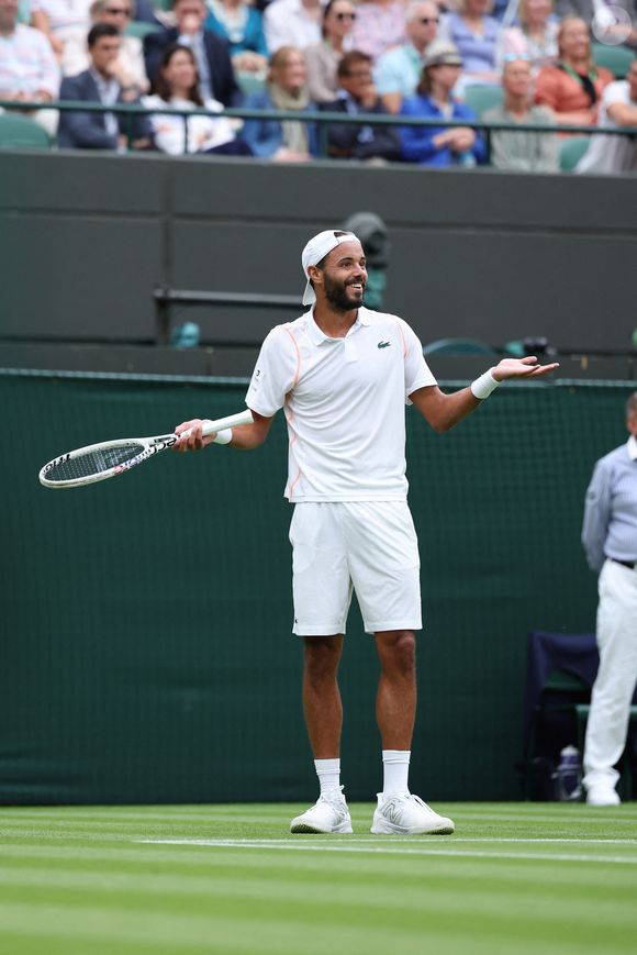 Laurent Lokoli a souvent senti le poids de la solitude qui est le prix à payer pour poursuivre son rêve d’enfant. 

Laurent Lokoli lors du tournoi de Wimbledon 2023 à Londres, le 3 juillet 2023 ©Antoine Couvercelle / Panoramic / Bestimage