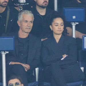 En cause : des dettes accumulées depuis la crise du Covid, malgré de nombreux efforts.

Lena Situations (Lena Mahouf) et son père Karim Mahfouf - People dans les tribunes lors du match de football Ligue 1 Uber Eats opposant le PSG à l'OM (4-0) au Parc des Princes à Paris le 24 septembre 2023. Cyril Moreau/Bestimage