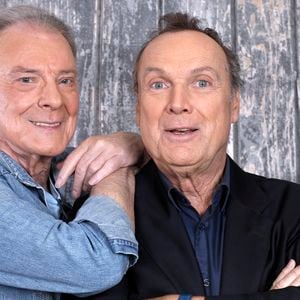 Portrait de Herbert Leonard et Julien Lepers lors de l'enregistrement de l'émission "Chez Jordan de Luxe" , diffusée sur C8.
Paris, le 8 octobre 2024. © Cédric Perrin / Bestimage