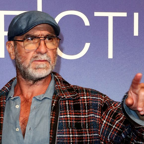 Une immense fierté pour Éric Cantona.

Éric Cantona au photocall du film en compétition "Murder Club" lors de la 26ème Edition du Festival de la Fiction de La Rochelle.

Photo : Patrick Bernard / Bestimage