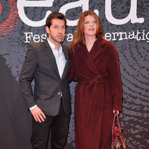 Frederic Diefenthal et sa femme Gwendoline Hamon sur le tapis rouge du 5eme Festival International du Film Policier de Beaune le 5 avril 2013.
Crédit : Agence / Bestimage