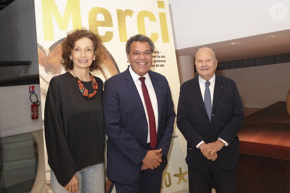 Audrey Azoulay, Marc Ladreit de Lacharrière, Emmanuel Kasarhérou (président du musée du Quai Branly) - Marc Ladreit de Lacharrière est nommé mécène d'honneur du 20ème anniversaire du musée du quai Branly à Paris le 13 avril 2026. © Jack Tribeca / Bestimage
