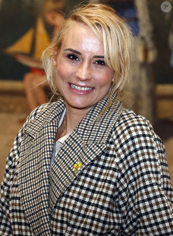 Semi Exclusif -  Elodie Gossuin lors du lancement de 'Une Jonquille contre le cancer' à Paris le 12 Mars 2024.

© Denis Guignebourg/Bestimage