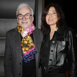Exclusif - Pascal Praud et sa femme Catherine - Célébrités assistent au spectacle "Authentique" de Ary Abittan à la Cigale à Paris les 18, 19, 22 et 23 février 2025. © Coadic Guirec/Bestimage