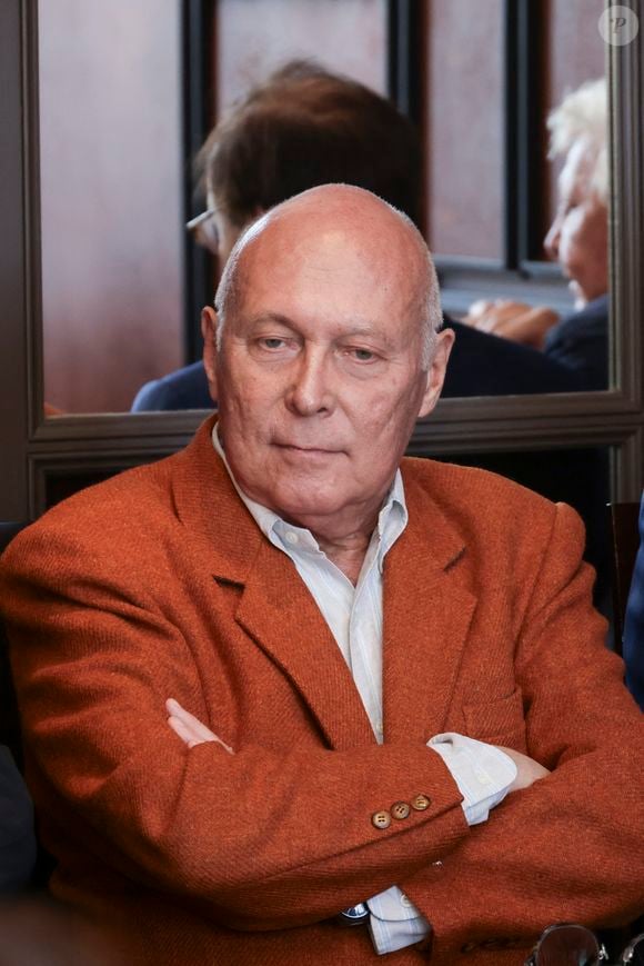 Exclusif - Stéphane Martin, ancien président du musée du quai Branly – Jacques Chirac - Marc Ladreit de Lacharrière lors de la présentation de la nouvelle édition du salon "Parcours Des Mondes".
"Parcours Des Mondes" est le plus important salon international consacré aux arts d'Afrique, d'Océanie, des Amériques, d'Asie et à l'Archéologie tant par le nombre, la qualité ou la diversité de ses participants.
Il rassemble chaque année au début du mois de septembre une cinquantaine de galeries spécialisées dans les arts d’Afrique, d’Asie, d’Océanie, des Amériques et en archéologie, à Saint-Germain-des-Prés, au cœur de Paris. Paris, le 9 septembre 2025.
© Jack Tribeca/Bestimage