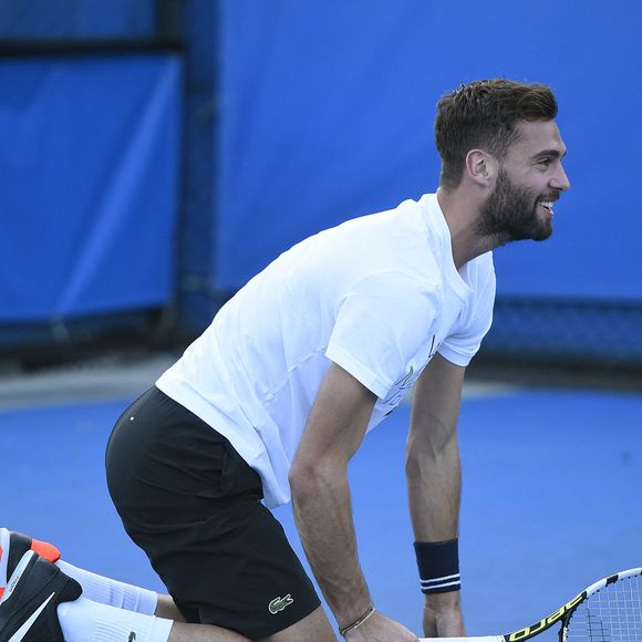 Le Français Benoît Paire à l'entraînement avec le Canadien Vasez Pospisil lors de l'Open d'Australie 2016 au Melbourne Park à Melbourne, Australie, le 15 janvier 2016. Photo par Corinne Dubreuil/ABACAPRESS.COM