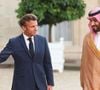 Très enthousiaste, le mari de Brigitte Macron s'est félicité de cette nouvelle en évoquant une ampleur inédite depuis l'arrivée de Disneyland en France, avec à la clé la promesse de 22 000 emplois directs. 

Le président Emmanuel Macron a accueilli  le prince héritier saoudien Mohammed ben Salmane, invité pour un dîner de travail au palais de l’Elysée à Paris le 28 juillet 2022. © Tiziano Da Silva/Bestimage