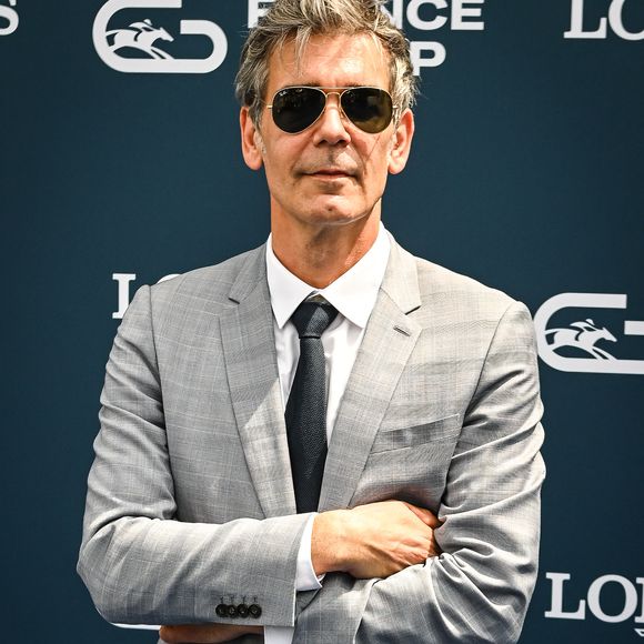 Xavier de Moulins au photocall de la 174ème édition du Prix de Diane Longines à l'hippodrome de Chantilly, France, le 18 juin 2023. © Matthieu Mirville/Bestimage