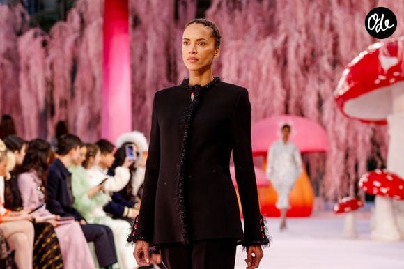 Noémie Lenoir - Défilé Chanel "Collection Haute Couture Printemps/Eté 2026" lors de la Fashion Week de Paris (PFW) au Grand Palais, à Paris, France, le 27 janvier 2026.