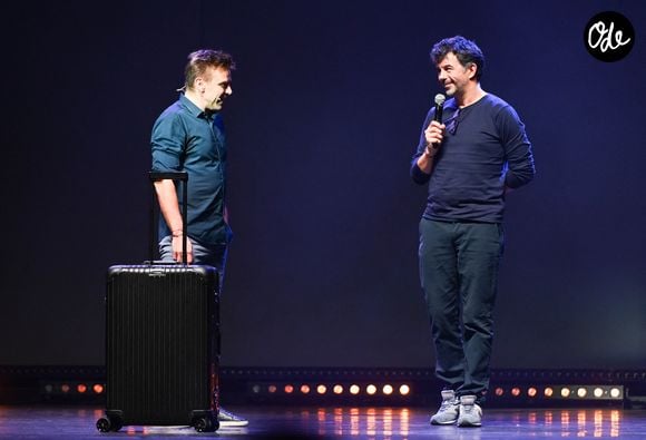 Invité sur le plateau du Buzz TV, Jeanfi Janssens s'est remémoré sa collaboration avec Stéphane Plaza dans la pièce "Un couple magique". 

Exclusif - Jeanfi Janssens, Stéphane Plaza - Spectacle "Jeanfi Janssens atterrit à l'Olympia" à Paris le 9 janvier 2019. © Coadic Guirec/Bestimage