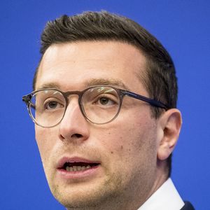 Jordan Bardella, président du groupe Patriots for Europe, assiste à une réunion d'information au Parlement européen à Strasbourg, France, 19.05.2026. © Wiktor Dabkowski/ZUMA Press Wire/Bestimage