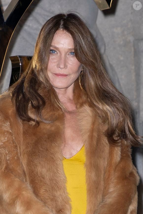 Carla Bruni Sarkozy – Photocall du Défilé de mode Saint Laurent  Collection Printemps-Été 2026 dans le cadre de la Fashion Week de Paris, France, le 29 septembre 2025.
 
© Olivier Borde / Bestimage