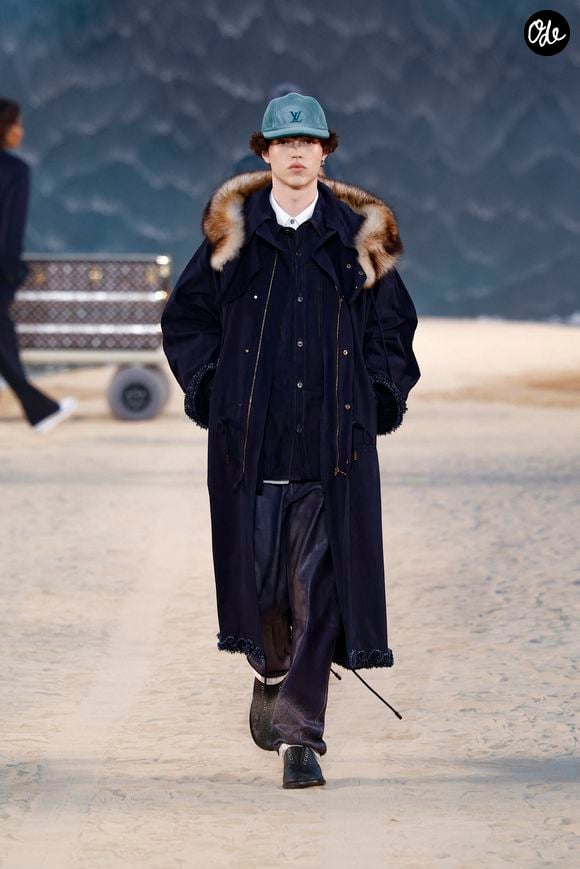 Défilé de mode Louis Vuitton Prêt à Porter Collection Homme Printemps/Été 2027 lors de la Fashion Week de Paris, à la Cité Internationale Universitaire de Paris, France, le 23 juin 2026. © Bestimage