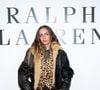 Laetitia Casta n'était pas la seule française présente. Elle a en effet retrouvé Carla Ginola sur le photocall. 

Carla Ginola au défilé Ralph Lauren, collection prêt-à-porter printemps/été 2027 à New York, le 9 septembre 2026. Crédit photo : BFA.com / Backgrid USA / Bestimage