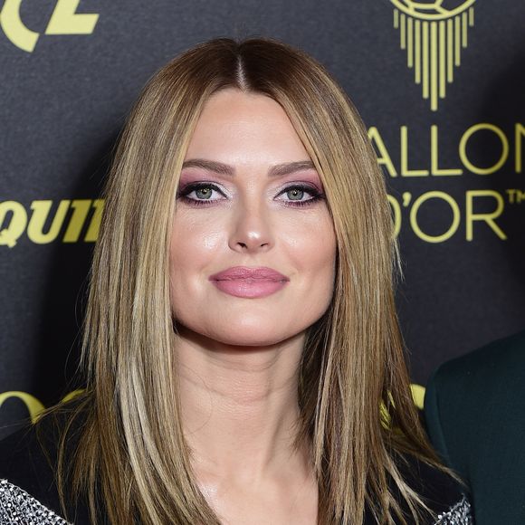 Caroline Receveur lors de la cérémonie du Ballon d'Or 2019 à Paris, le 2 décembre 2019. 

© JB Autissier/Panoramic/Bestimage