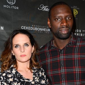 Omar Sy et sa femme Hélène au vernissage de l'exposition "Vision by AG", au profit de l'association caritative CeKeDuBonheur, à la Piscine Molitor à Paris, le 30 novembre 2016.
© Guirec Coadic/Bestimage
