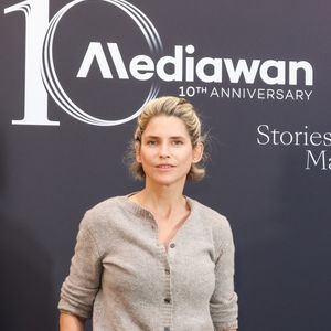L’actrice, bientôt âgée de 50 ans, y chante et joue du piano.

Alice Taglioni lors du photocall de la soirée des 10 ans de Mediawan à Paris le 2 juin 2026.

© Jack Tribeca / Bestimage