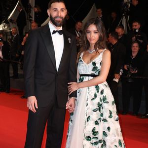 Karim Benzema et sa compagne Lyna Khoudri lors de la montée des marches du film « 13 jours 13 nuits » lors du 78ème Festival International du Film de Cannes. Le 23 mai 2025 
© Jacovides-Moreau / Bestimage