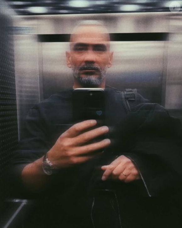 mais son ex Julien Mairesse aussi ! 

Julien Mairesse très flou sur Instagram