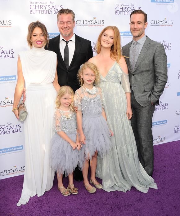 Les deux familles avaient participé en 2014 et 2017 au bal annuel du  Chrysalis Butterfly. 
Rebecca Gayheart-Dane, Eric Dane, Kimberly Brook, James Van Der Beek, Georgia Dane, Billie, Beatrice Dane assistant au 16e Bal annuel Chrysalis Butterfly à Los Angeles, CA, USA, le 03 juin 2017. Photo par Sara De Boer/startraksphoto.com/ABACAPRESS.COM