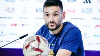 Hugo Lloris en famille durant la Coupe du monde : sa fille pose avec une immense star hollywoodienne