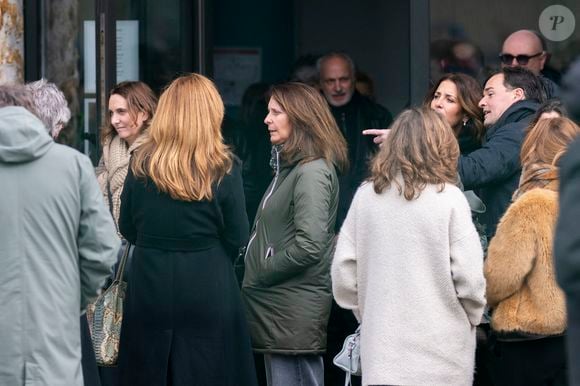 Eléa, la fille unique de Herbert Leonard et Cleo aux obsèques du chanteur Herbert Léonard au crématorium de Saint-Fargeau-Ponthierry, France, le 12 mars 2025. © Bestimage