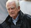 Olivier Belmondo indique que son père repose désormais pour l'éternité là où il le souhaitait.

Alain Belmondo lors des obsèques de Jean Rochefort en l'église Saint-Thomas d'Aquin à Paris, le 13 octobre 2017. © AGENCE / BESTIMAGE