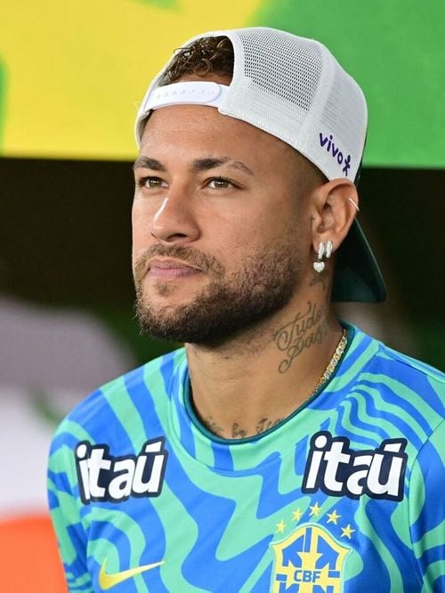 46 mètres de long et un plein à 130 000 euros : Neymar s'offre un nouveau refuge doré d'exception