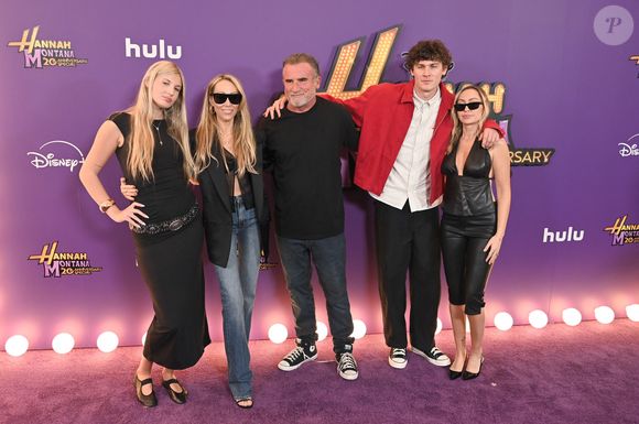 Première mondiale de "Hannah Montana 20th Anniversary Special" de Disney+ au El Capitan Theatre à Los Angeles.
© Backgrid USA / Bestimage