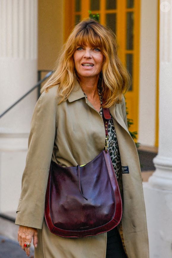 Gwendoline Hamon - Arrivées à l'enregistrement de l'émission "Vivement Dimanche" au Studio Gabriel, présentée par M.Drucker et diffusée le 30 octobre 2022 sur France 3, à Paris, France, le 20 octobre 2022. © Christophe Clovis/Bestimage