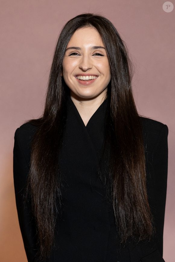 Ambre de la Star Academy 2025 - Photocall de l'avant-première mondiale parisienne de la saison 4 Netflix de "Bridgerton" au Palais Brongniart à Paris, France, le 14 janvier 2026. © Cyril Moreau/Bestimage